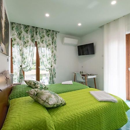 Madima Apartment Sorrento Exterior photo